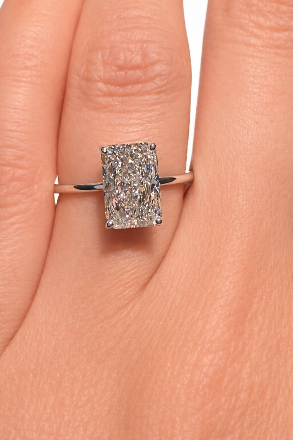 2+ carats Cut Cornered Rectangular Brilliant Engagement Ring - 14K gold - IGI Certified