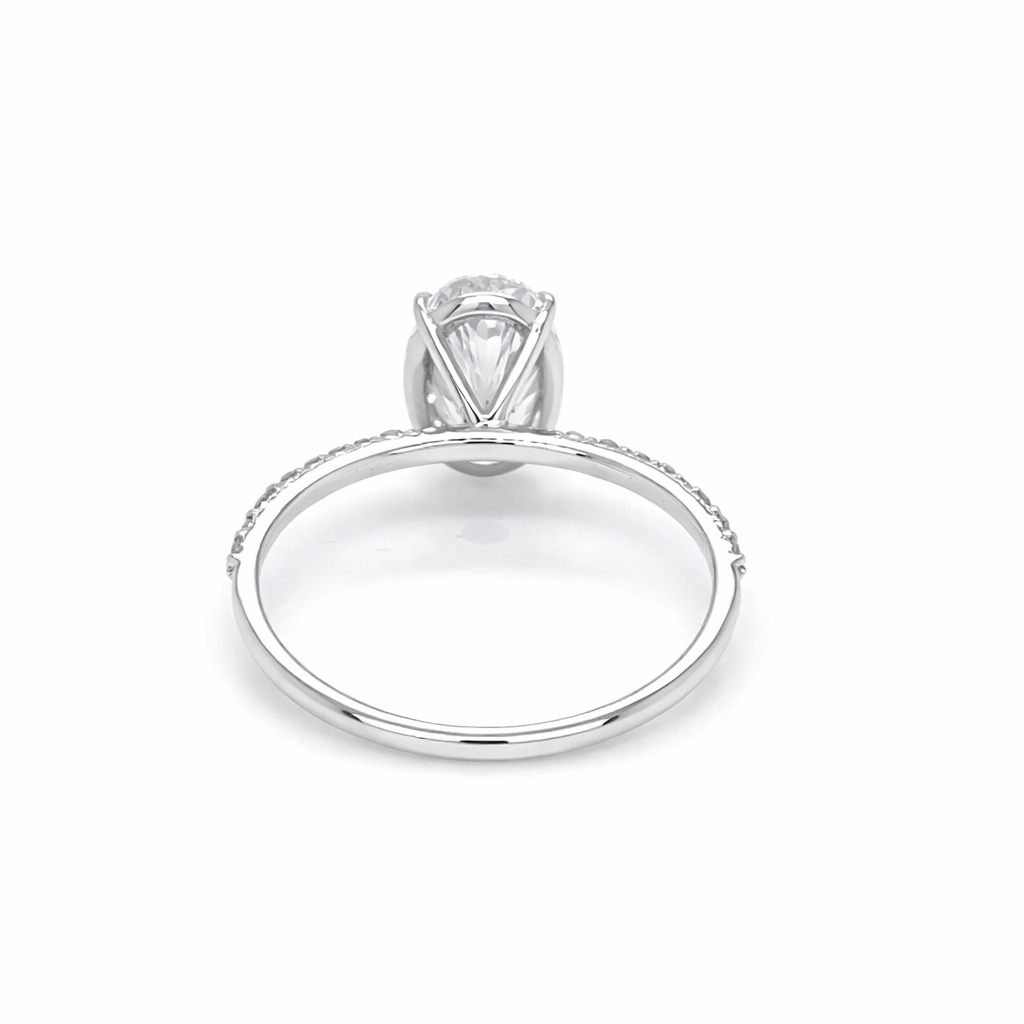 Oval Cut 2+ Carats Lab-Grown Diamond Engagement Ring - 14k gold - IGI Certified