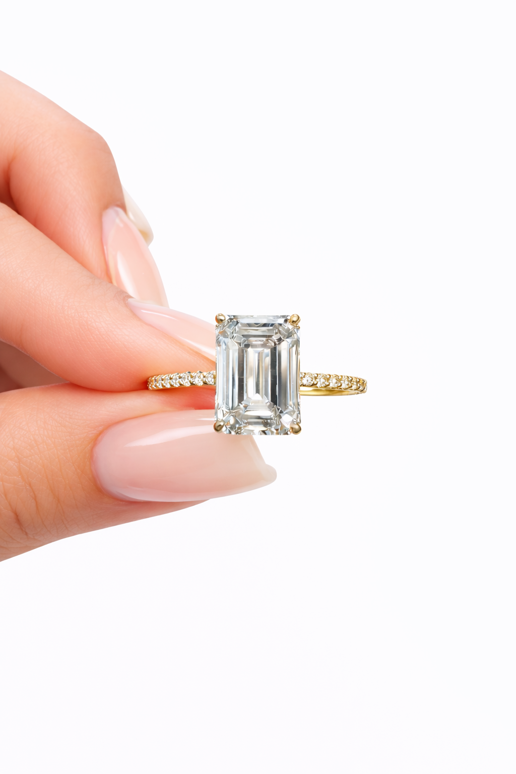 3+ Carat Lab-Grown Diamond Engagement Ring - 14K yellow gold - IGI certified