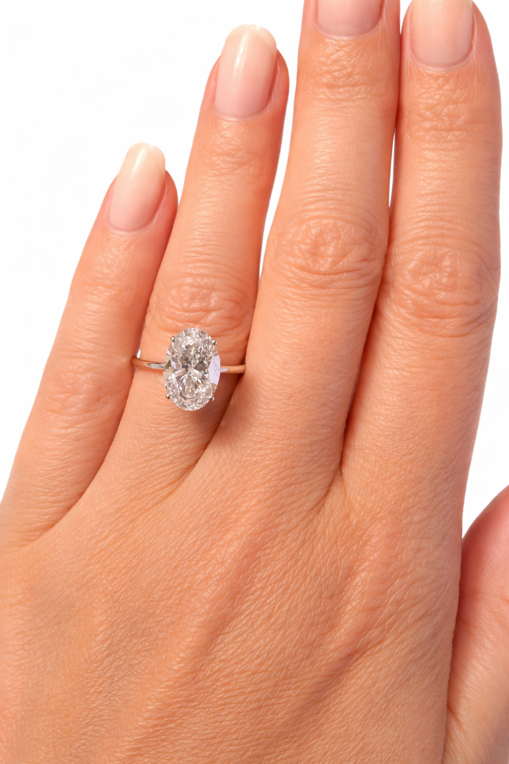 2+ carats Oval Cut Diamond Engagement Ring - 14K Gold - IGI certified